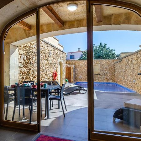 A Popular Pet Friendly Villa With A Pool, Gozo Xagħra Kültér fotó