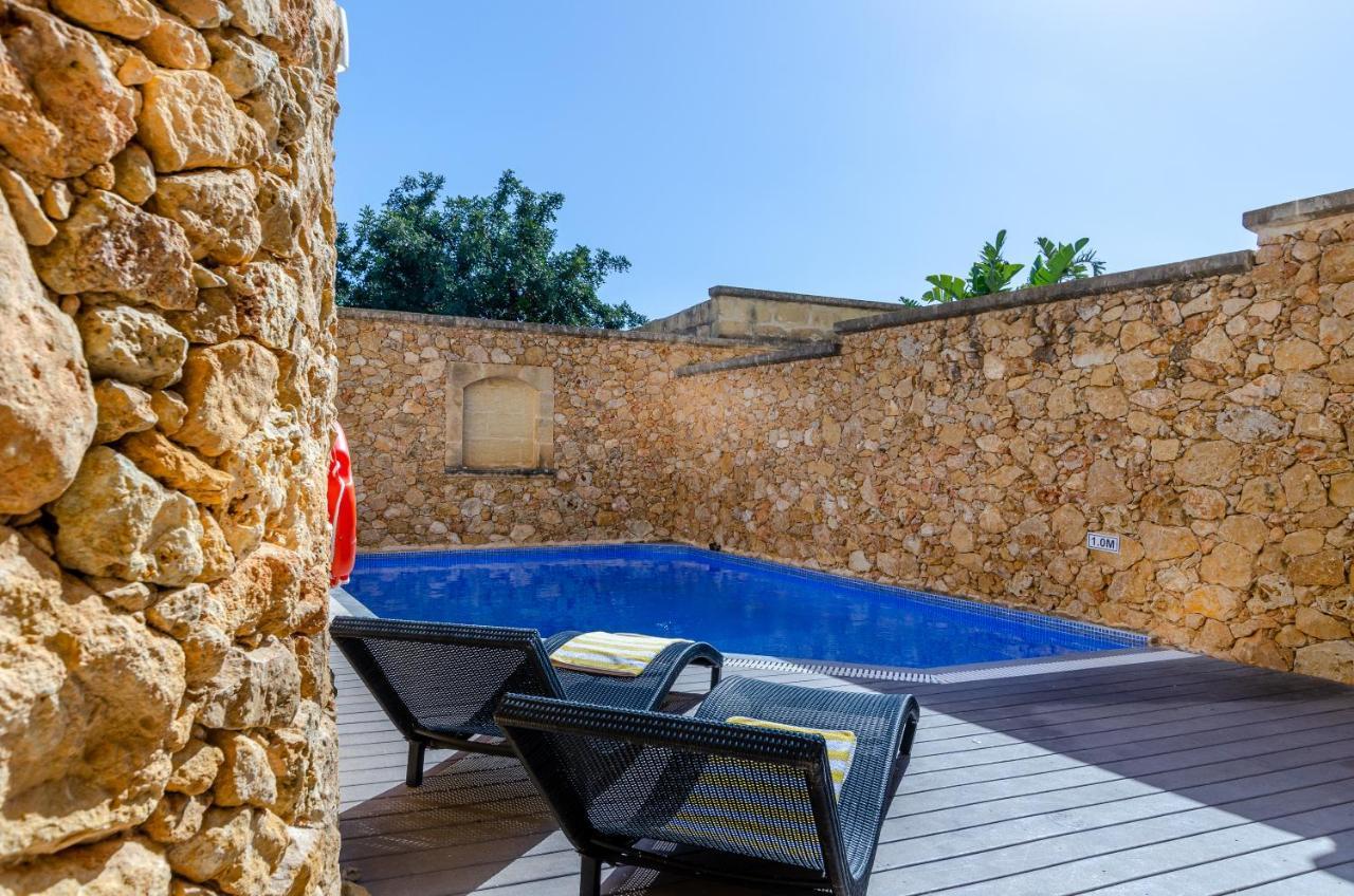 A Popular Pet Friendly Villa With A Pool, Gozo Xagħra Kültér fotó