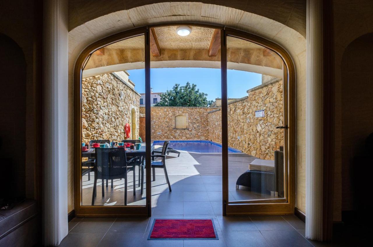 A Popular Pet Friendly Villa With A Pool, Gozo Xagħra Kültér fotó