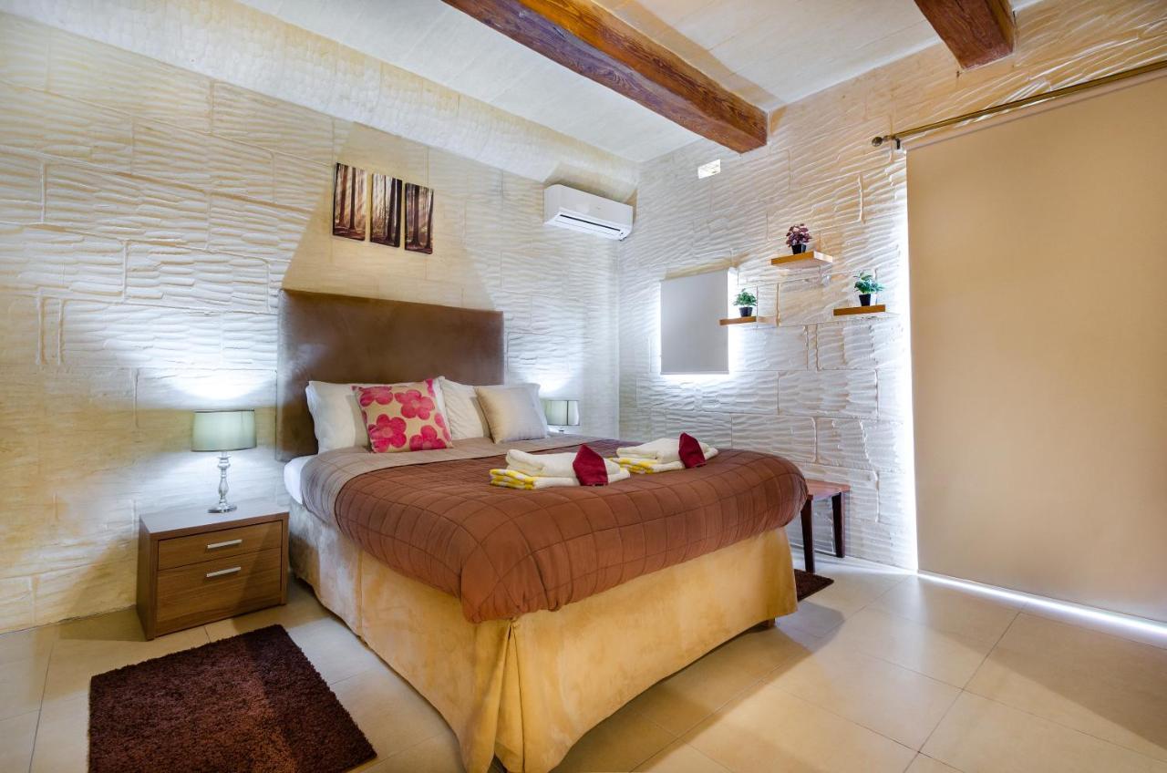 A Popular Pet Friendly Villa With A Pool, Gozo Xagħra Kültér fotó